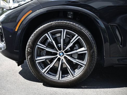 Used 2023 BMW X5 sDrive40i w/ M Sport Package RWD image 9