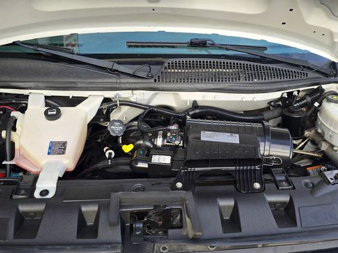 Used 2020 Chevrolet Express 2500 image 35