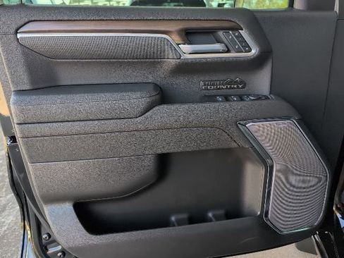 New 2026 Chevrolet Silverado 1500 High Country w/ Midnight Edition image 14