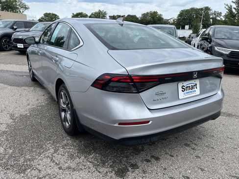 Used 2024 Honda Accord EX image 6