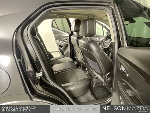 Used 2019 Buick Encore Sport Touring FWD image 15