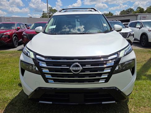 New 2026 Nissan Rogue Platinum AWD/4WD image 17