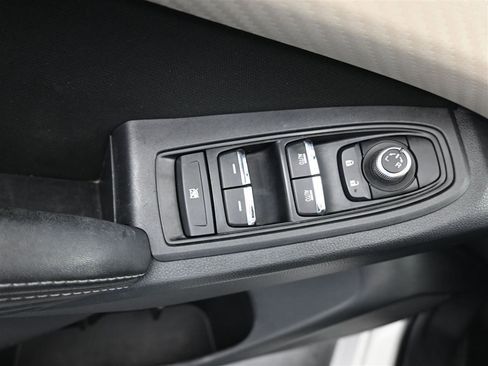 Used 2019 Subaru Ascent Premium AWD/4WD image 15