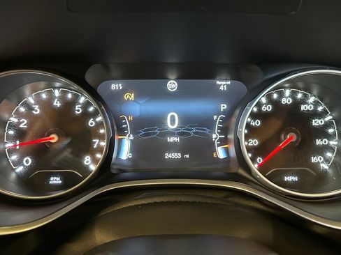 Used 2021 Jeep Compass Latitude AWD/4WD image 10