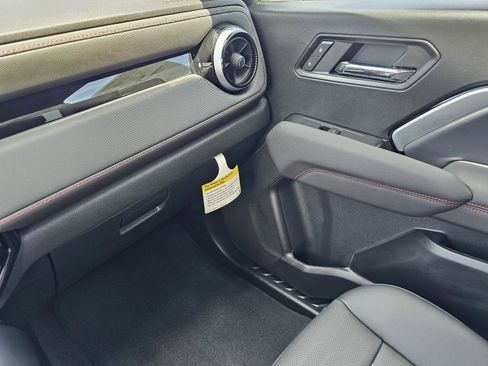 New 2025 Chevrolet Colorado Z71 w/ Z71 Convenience Package 2 image 28