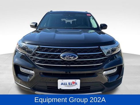 Used 2024 Ford Explorer XLT w/ Equipment Group 202A image 3