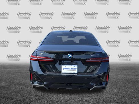 Used 2024 BMW i5 eDrive40i w/ Executive Package RWD image 9