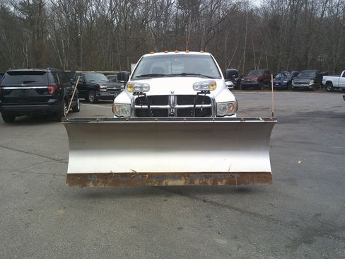 Used 2005 Dodge Ram 3500 Truck SLT w/ Trailer Tow Group image 2