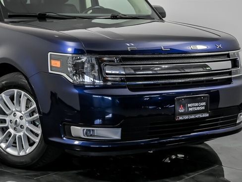 Used 2016 Ford Flex SEL w/ Equipment Group 202A FWD image 2