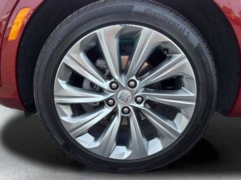 Used 2025 Buick Envista Avenir image 37