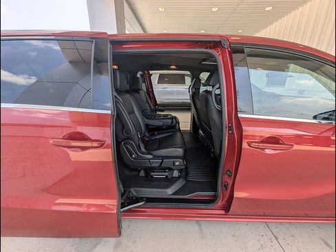 Used 2024 Honda Odyssey Sport image 20