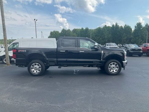 New 2026 Ford F250 Lariat w/ Chrome Package AWD/4WD image 4
