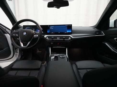 Used 2024 BMW 330i xDrive Sedan AWD/4WD image 5