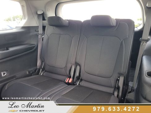 Used 2023 Jeep Grand Cherokee L Laredo RWD image 8