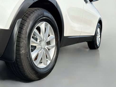 Used 2016 Kia Sorento FWD w/ LX Convenience Package image 9