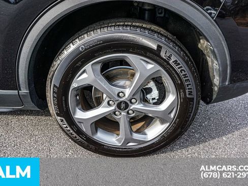 Used 2025 Ford Escape ST-Line image 17