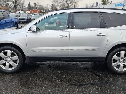 Used 2017 Chevrolet Traverse Premier image 4