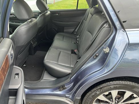 Used 2016 Subaru Outback 2.5i Limited AWD/4WD image 14