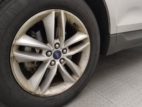 Used 2018 Ford Edge SEL w/ Equipment Group 201A FWD image 31