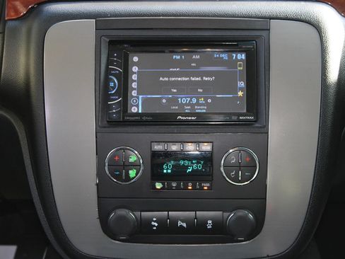 Used 2013 GMC Yukon SLT AWD/4WD image 25