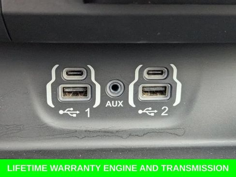 Used 2021 RAM 1500 Laramie AWD/4WD image 23