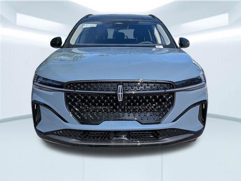 New 2026 Lincoln Nautilus Reserve AWD/4WD image 11