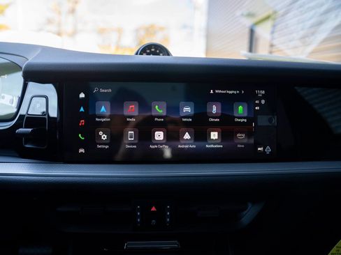 New 2026 Porsche Cayenne Base image 20