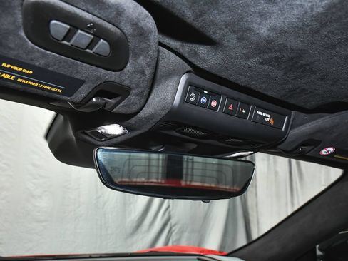 Used 2024 Chevrolet Corvette Stingray Premium Conv w/ Z51 Performance Package RWD image 42