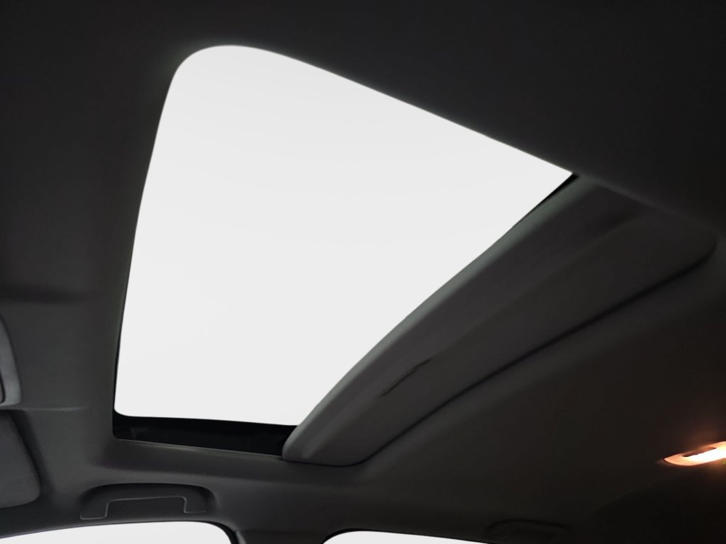 Used 2021 Honda CR-V Touring image 31