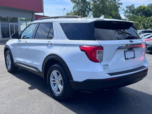 Used 2020 Ford Explorer XLT AWD/4WD image 5