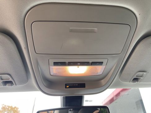 Used 2019 Chevrolet Colorado Z71 image 34