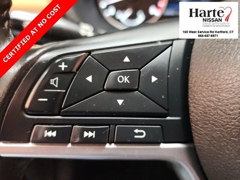 Used 2021 Nissan Sentra SV w/ SV Premium Package image 19