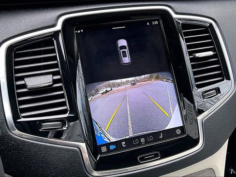 Used 2023 Volvo XC90 T8 Plus w/ Protection Package image 11