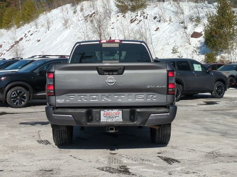 Used 2023 Nissan Frontier SV w/ Technology Package image 6