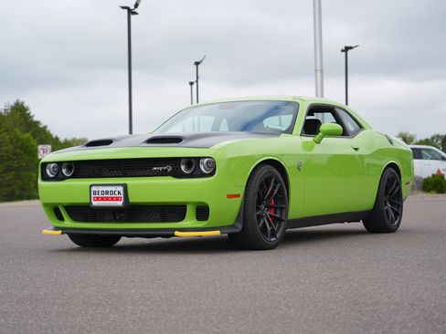 Used 2023 Dodge Challenger SRT Hellcat RWD image 7