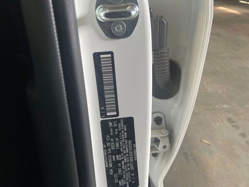 Used 2025 Kia K4 LXS image 27