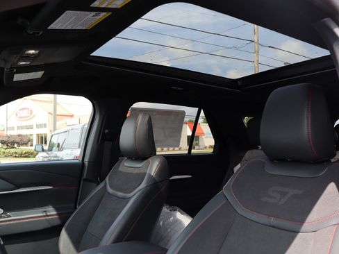 New 2026 Ford Explorer ST w/ Sun And Sound Package AWD/4WD image 18