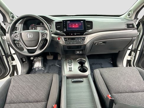 Used 2021 Honda Ridgeline Sport image 3
