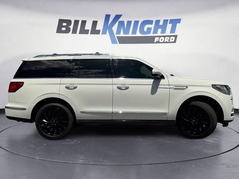Used 2020 Lincoln Navigator Reserve w/ Equipment Group 208A Reserve AWD/4WD image 6