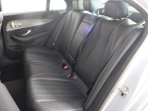 Used 2021 Mercedes-Benz E 350 4MATIC Sedan w/ Premium Package image 33