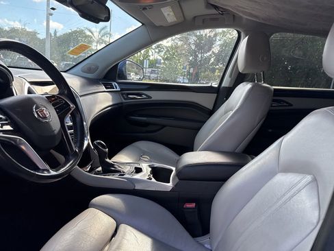 Used 2013 Cadillac SRX Luxury w/ Driver Awareness Package image 14