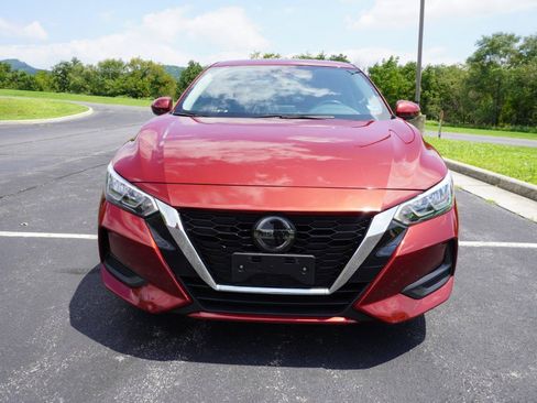 Used 2022 Nissan Sentra SV w/ All-Weather Package FWD image 2