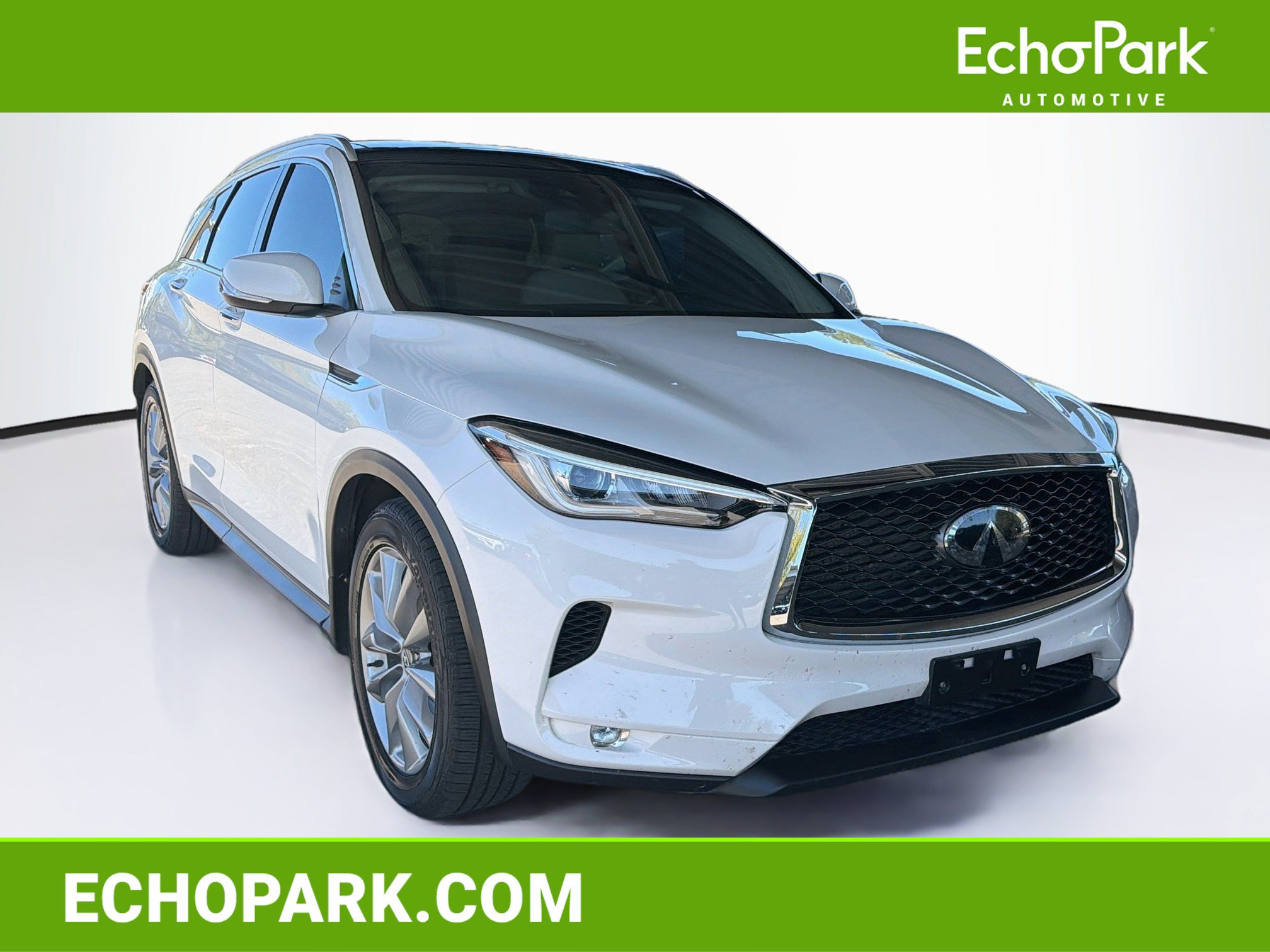 Used 2019 INFINITI QX50 Luxe w/ Navigation Package AWD/4WD image 1