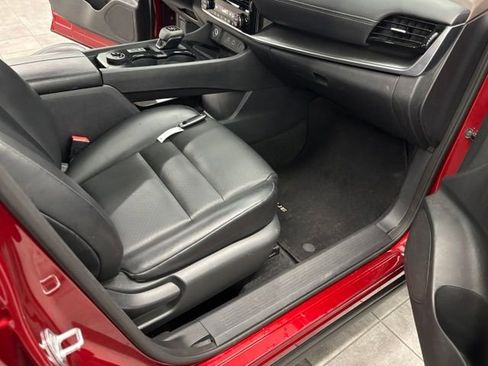 Used 2022 Nissan Rogue SV w/ SV Premium Package AWD/4WD image 36