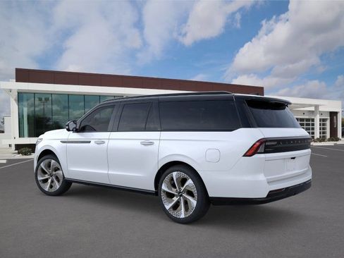New 2025 Lincoln Navigator L Black Label w/ Black Label Special Edition AWD/4WD image 4