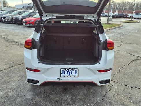 Certified 2023 Buick Encore GX Select w/ Sport Touring Package image 27