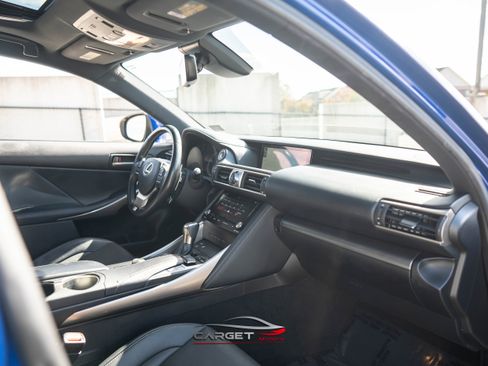 Used 2018 Lexus IS 300 AWD image 14