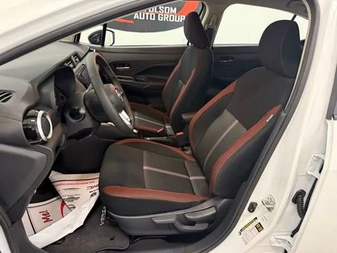 New 2025 Nissan Versa SR w/ Trunk Package image 11