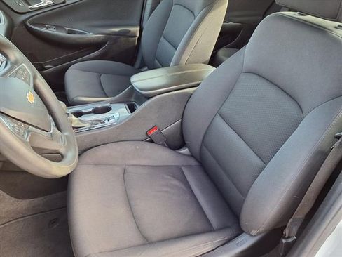 Certified 2023 Chevrolet Malibu LT image 3