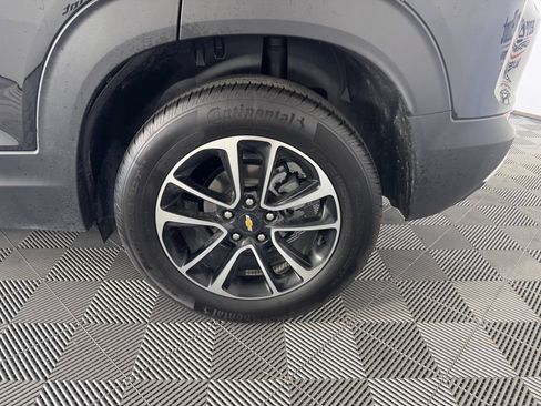 Used 2026 Chevrolet TrailBlazer LT w/ Convenience Package FWD image 13